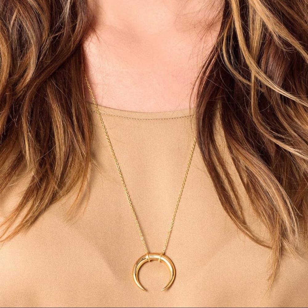 Gorjana Cayne Crescent Pendant Necklace